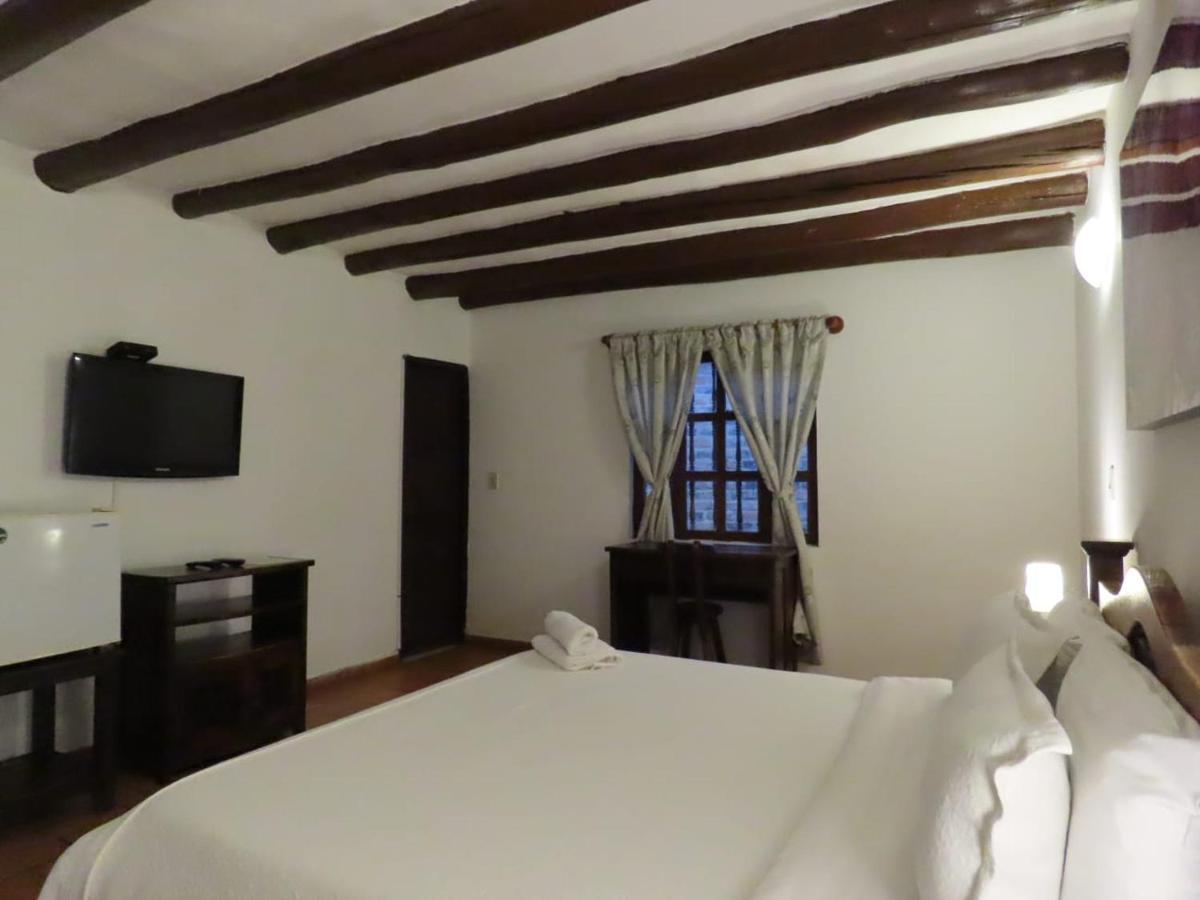 Aqua Vitae Hotel บียาเดเลย์บา ภายนอก รูปภาพ